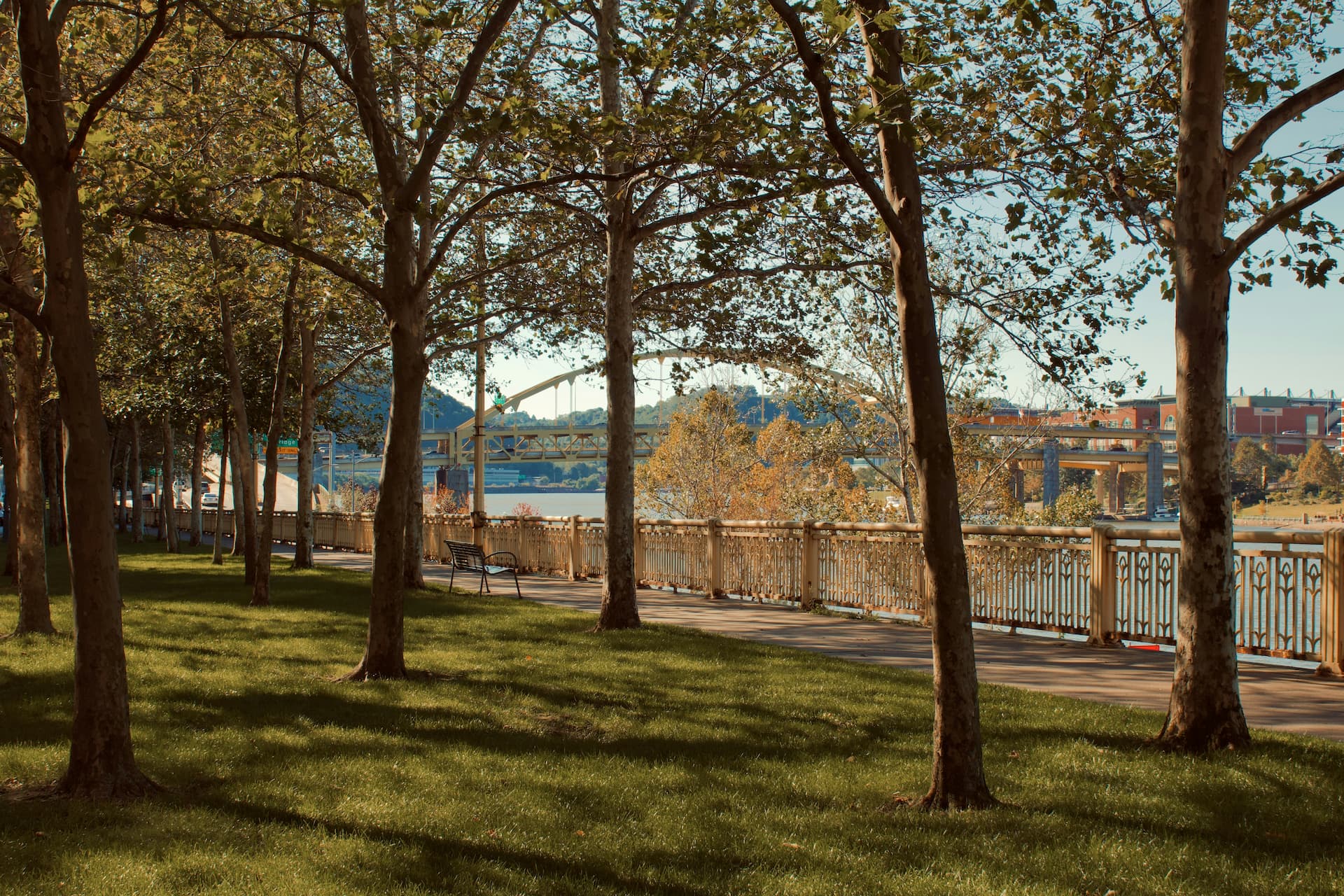 Discover Pittsburgh: Affordable Treasures in the Steel City